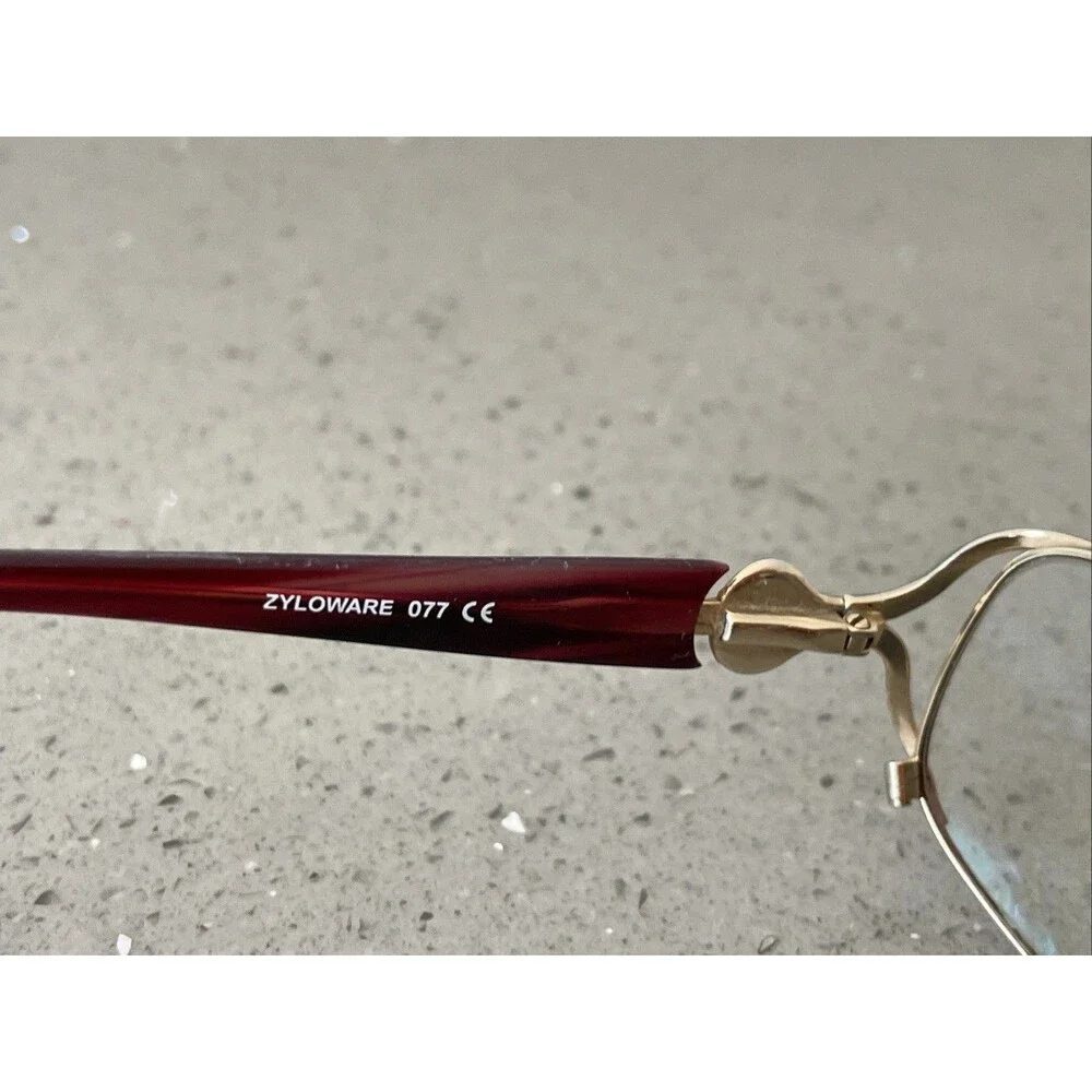 Sophia Loren M222 Eyeglasses FRAMES ONLY Zyloware 077 55-17-135 Red Full rim